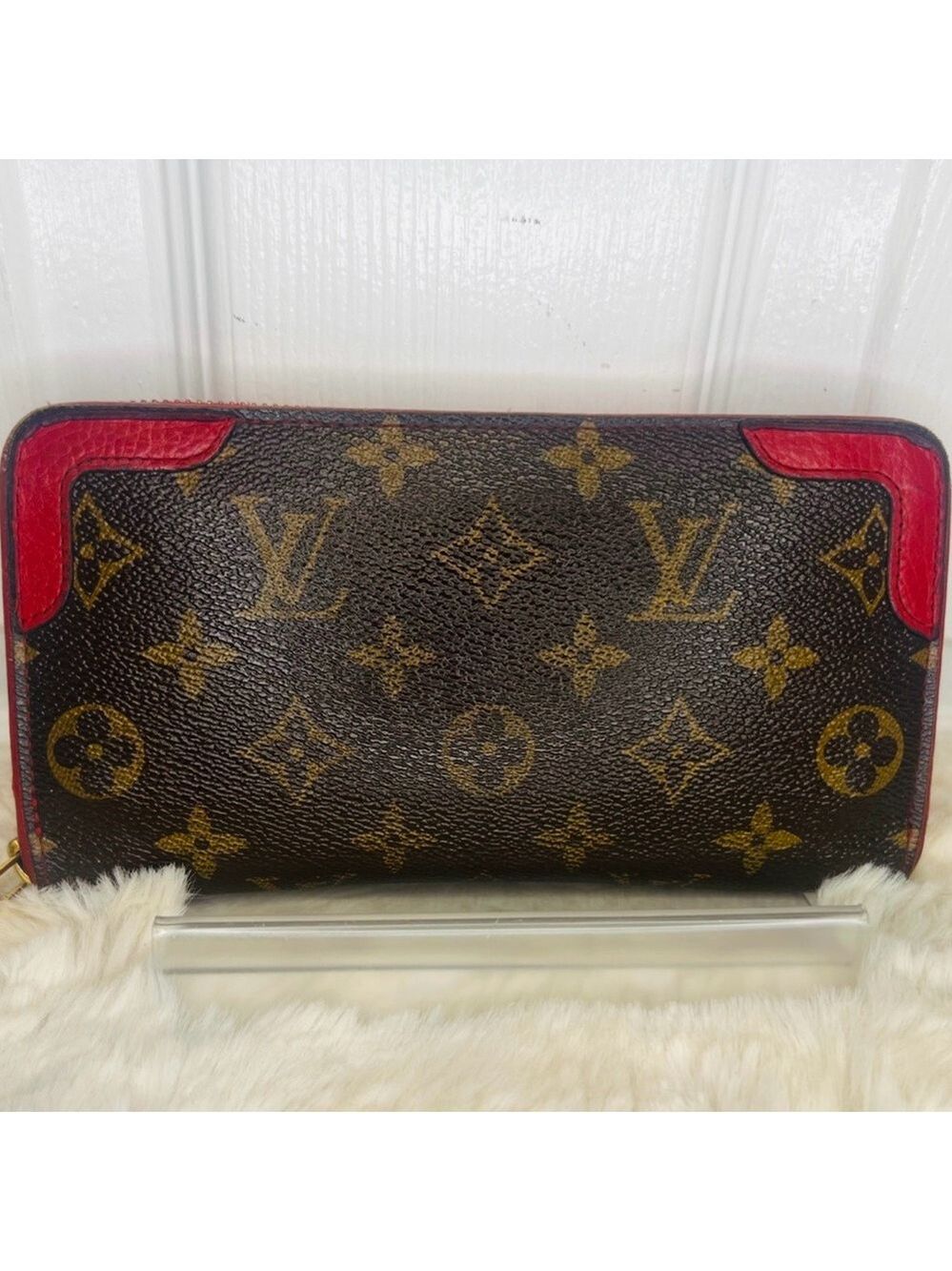 LOUIS VUITTON MONOGRAM CANVAS ZIPPY RETIRO WALLET